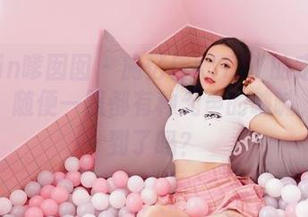 Feilin嗲囡囡 – 施忆佳KITTY的定制水手服，随便一照都有种无声的呐喊，你听到了吗？