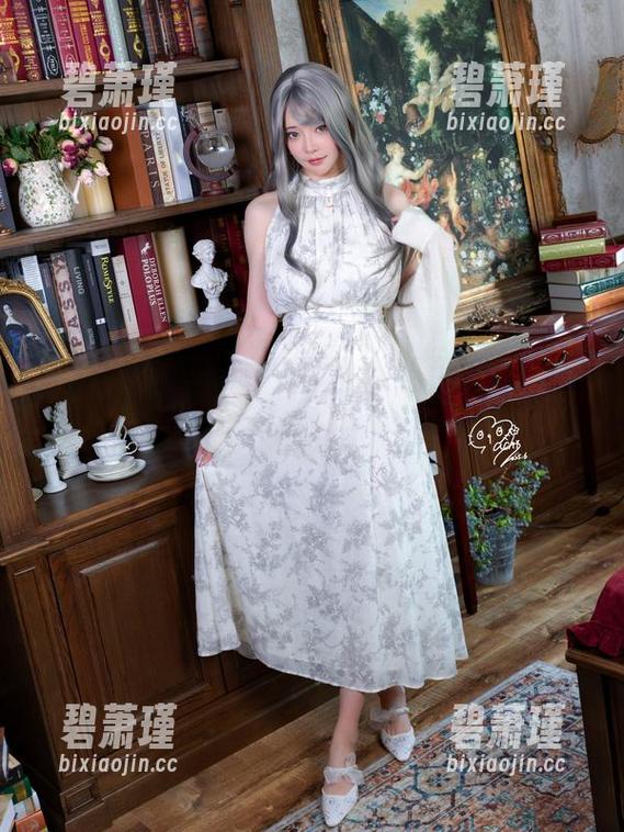 Machi马吉的天台系列——每张高清照片都带着点叛逆的气息，是不是？