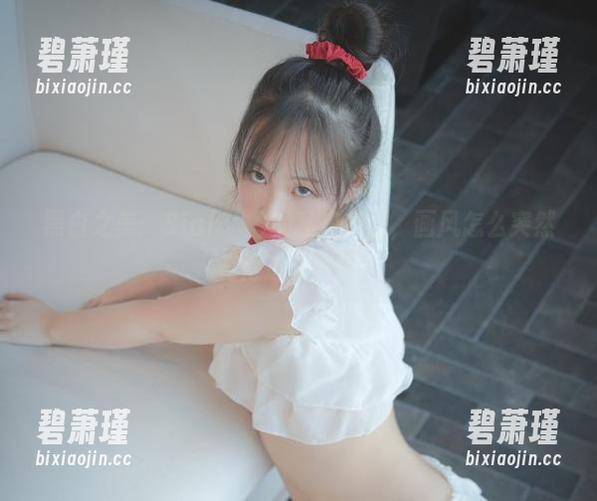 黑白之美：Sia(시아)的私拍套图，画风怎么突然变得这么文艺？