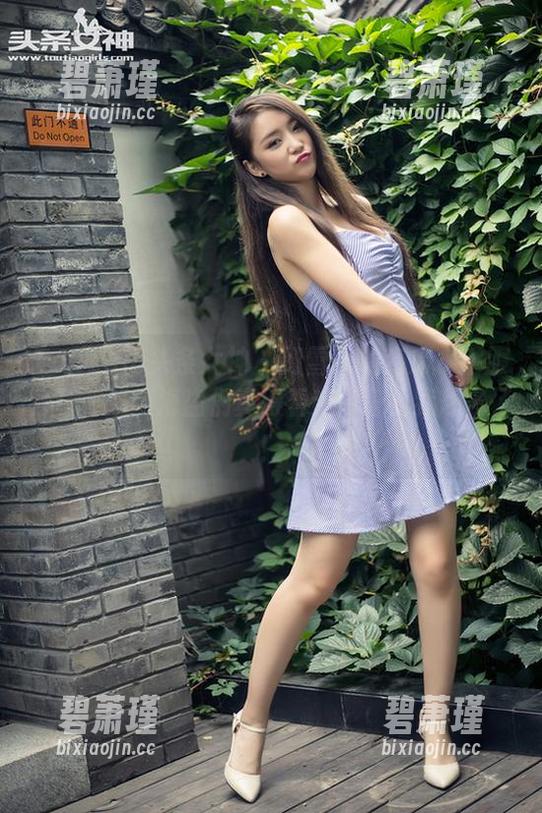 TouTiao头条女神 - 幻雪儿的高清水手服分享，难道海盗们真得看这一身？我想多了！