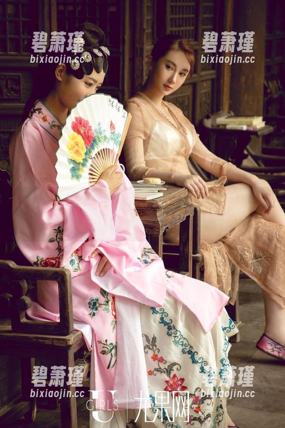 UGirls尤果网 - 图片里的办公室,白一晗的气场怎么回事? UGirls尤果网 - 图片里的办公室,白一晗的气场怎么回事?