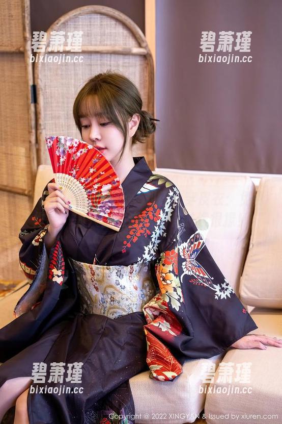 XINGYAN星颜社 - 刘钰儿穿皮衣：免费作品，人人都知道，她有时候很撩！