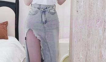 Xiuren秀人网 – tina_甜仔出新招：棉袜和高清是绝配！