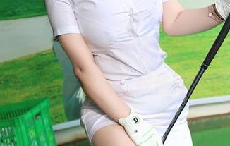 Xiuren秀人网 – 更新了！容容容Alice的婚纱高清图包，已经偷偷收藏了…