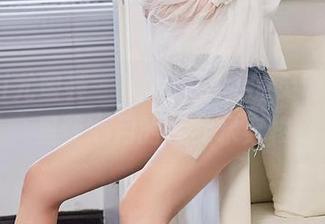 YouMi尤蜜荟 – 照片中流转的灵动，美图里梦心月的死库水穿梭