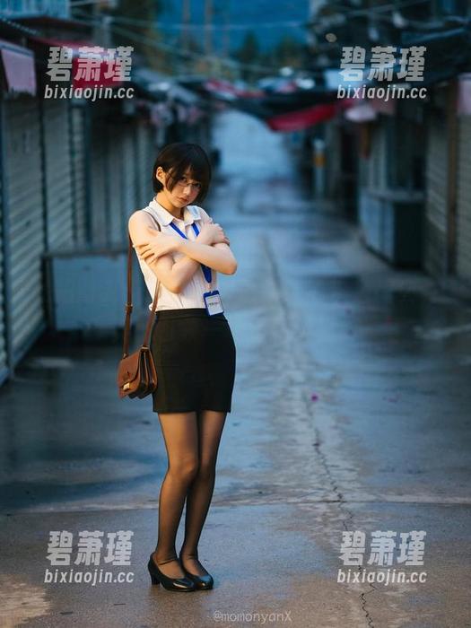 私拍时光：nagesa魔物喵的粉色盛典，美图引领一场清新风暴！