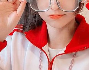 资源分享：roroki骷髅姬用一身白骨为夏日增添点儿“阴凉”！