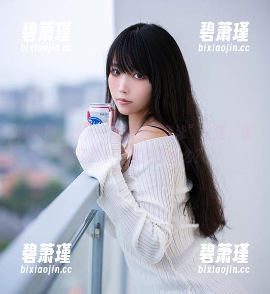 新美图上线,一智智的“竞泳”生活,模糊了边界,捉住了什么? 新美图上线,一智智的“竞泳”生活,模糊了边界,捉住了什么?