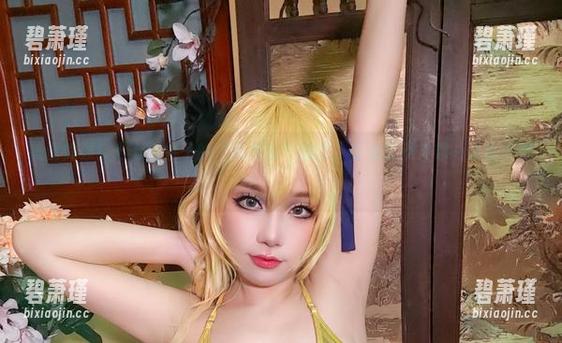 美图炸裂！七七娜娜子的“死库水”图包，让你忍不住想一试看个够！
