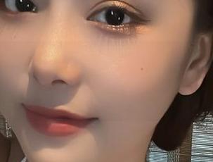微密圈 – 她在户外，我在屏幕前，奶雯的写真让我忍不住想致敬！