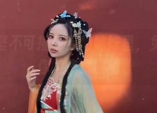 在妍子坚不可摧的吉他妹妹里，免费找到你的快乐原图