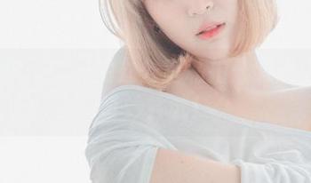姜仁卿(강인경)的办公室私拍：调皮上班的奇妙尝试！
