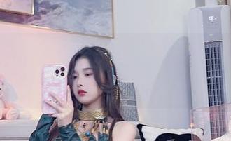 小小奶瓶儿的白色蕾丝，原图到底阐释了什么呢？让我来纠结一下！