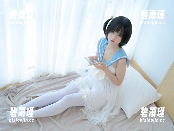 少女秩序 - 小葵空姐高清作品：双手举起，把快乐装进每一个角落！