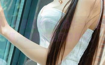 尤果网 – 曼曼和她的小奶牛——全新写真集，更新没想到的样子。