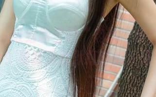 尤果网 – 谁给靳宝的“肉丝”写真打了高分？果然是默默打造的见证！