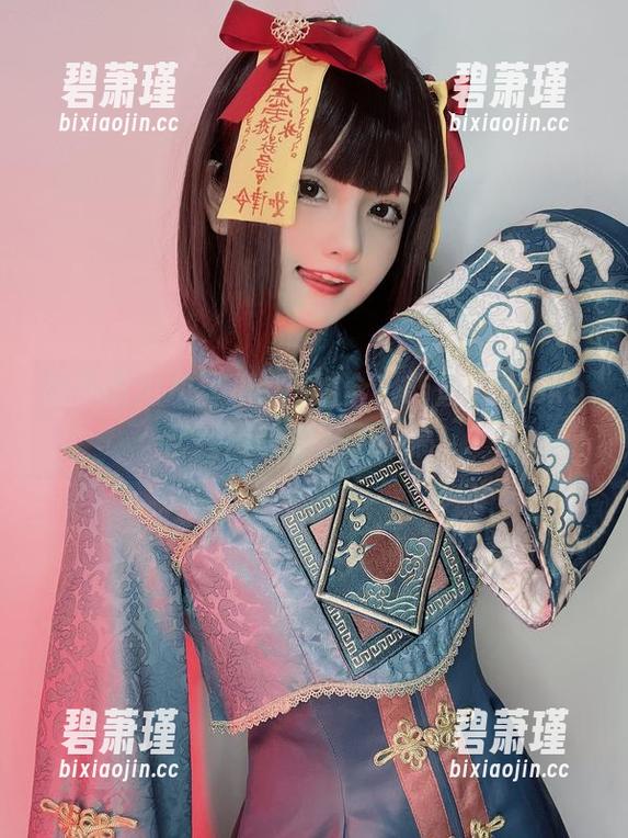 想不想把灰丝和cos结合？屿鱼yukako已经提前打好了草稿！
