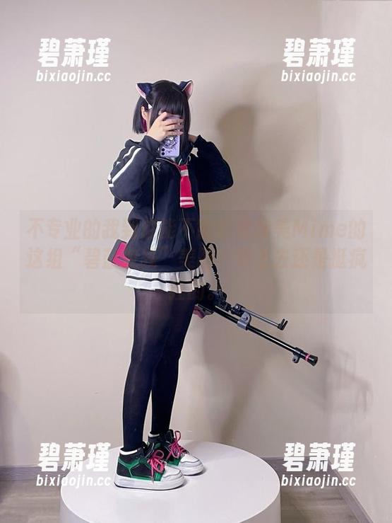 不专业的我到底能不能理解弥美Mime的这组“碧蓝航线”美图？看上去还是挺疯狂的。
