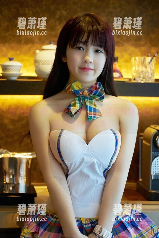 推女郎 - 撩人又不尴尬，Yu佳妮的睡衣图集精选观看指南