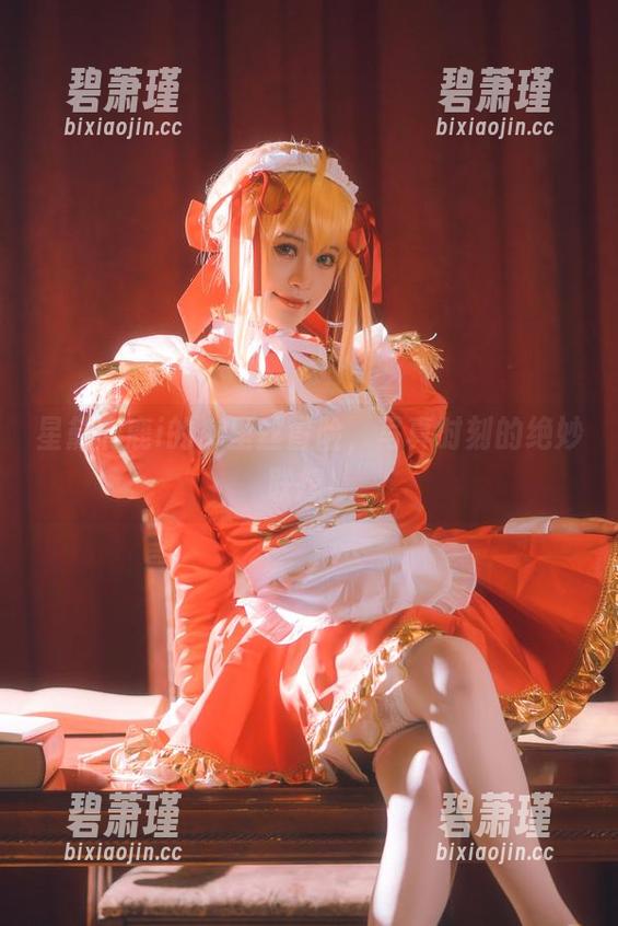 星黛鹿鹿i的裤里丝冒险，写真时刻的绝妙联想！