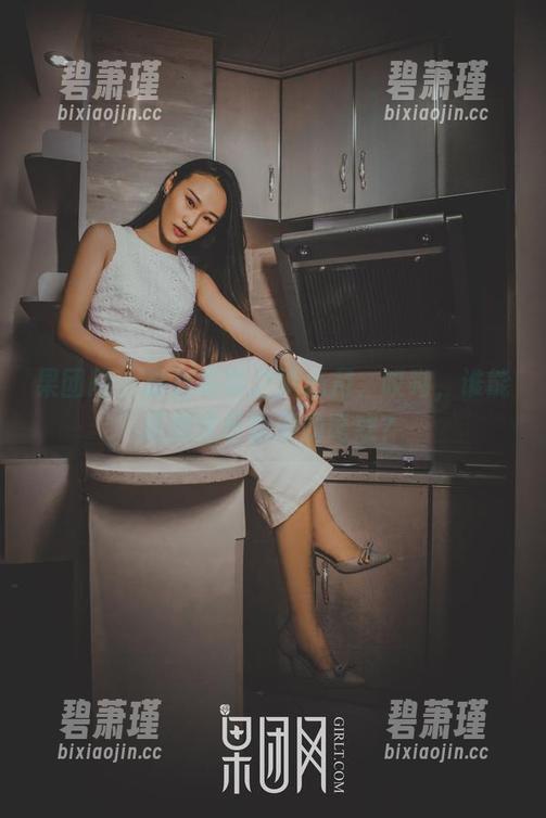 果团网 - 粉色写真之梦心月，哎呦，谁能拒绝这份软糯的诱惑？