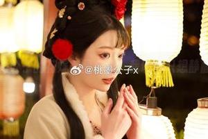 面对桃墨公子的花嫁美图合集，我现在只想静静欣赏。