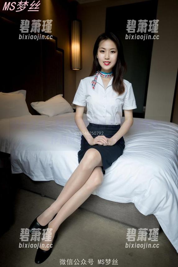 梦丝女神 - 图片里的刘诺尽显水手气息,作品就该这样悠闲。 梦丝女神 - 图片里的刘诺尽显水手气息,作品就该这样悠闲。