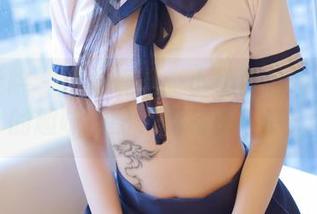模范学院 – 图集观察：小奶瓶呜呜与泳衣的趣味搭配，福利享不停！