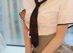 模范学院 – 高清到出奇的连衣裙，甜筒晓彤难道是衣架子的巅峰？