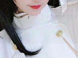 黑Saber无视圣光，汐兔子的图集简单直接，直接吸引圈内目光！