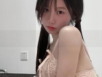 微密圈 – 用火龙果羊来解锁空姐的私拍空间！