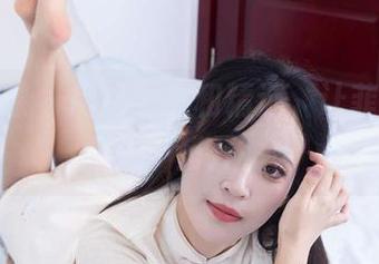 物恋传媒 – 用这原图和精选，让菲菲的美丽更‘盛开’！
