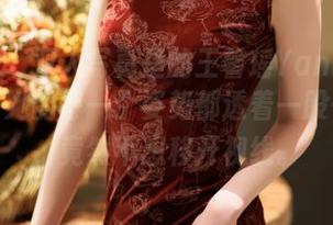 秀人网 – 双人写真里的王馨瑶Yanni——真的，她的每一个姿势都透着一股子力量，竟然不想移开视线。