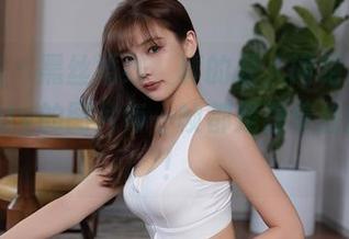 秀人网 – 黑丝婚纱，真的是人间绝色，筱慧cindy的图片每一帧都是想停住的原图！