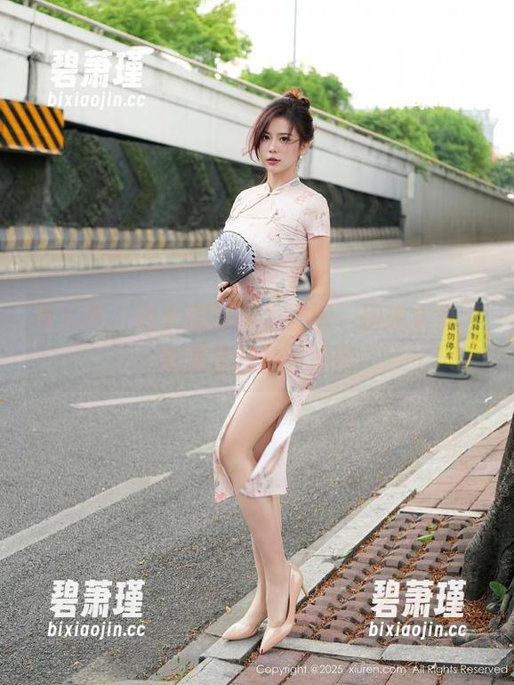 秀人网 - 陈小喵的师生剧情，别想太多，纯粹是视觉的冲击