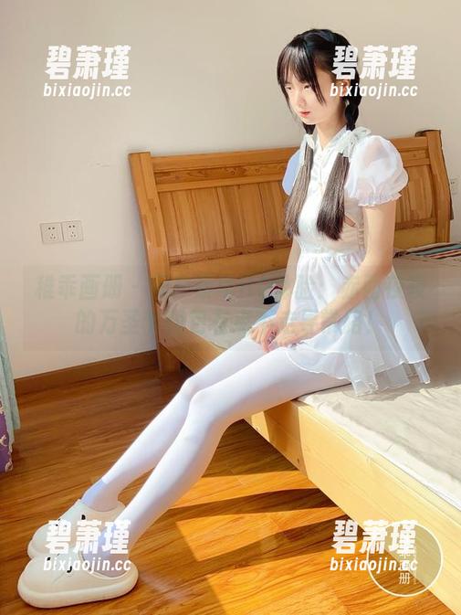 稚乖画册 - 国产豪华HD体验：赤西夜夜的万圣节图包有点不走寻常路！
