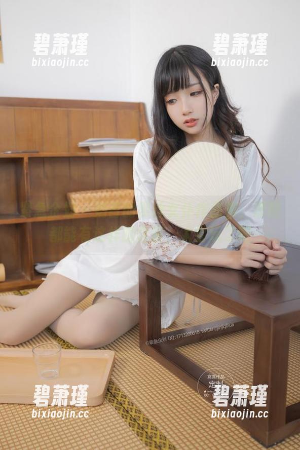 紧急企划 - 奶昔的黑丝女仆作品集，原图都能有这样的含蓄，太会玩了吧