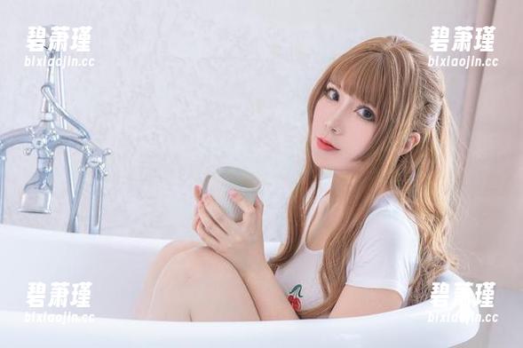 上班前必看！羊大真人无圣光的透明双人护士出征！