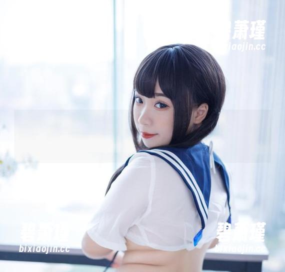 在胡桃喵的私房里，美腿高得令人发指，小心压到你心！