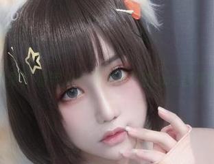 什么是日常？看芊川一笑MNK的cos合集就明了！
