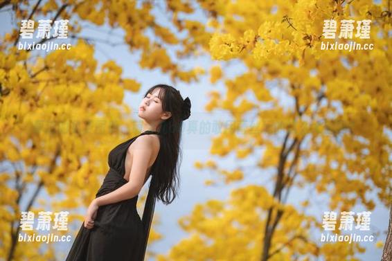 厚道的免费图册，萌芽儿o0真的敢用蕾丝玩的这么大胆吗？