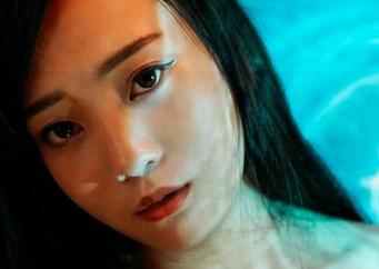 蜜桃社 – 伊琳的甜心《在线》，以为只是一张美图，却让我开了眼！