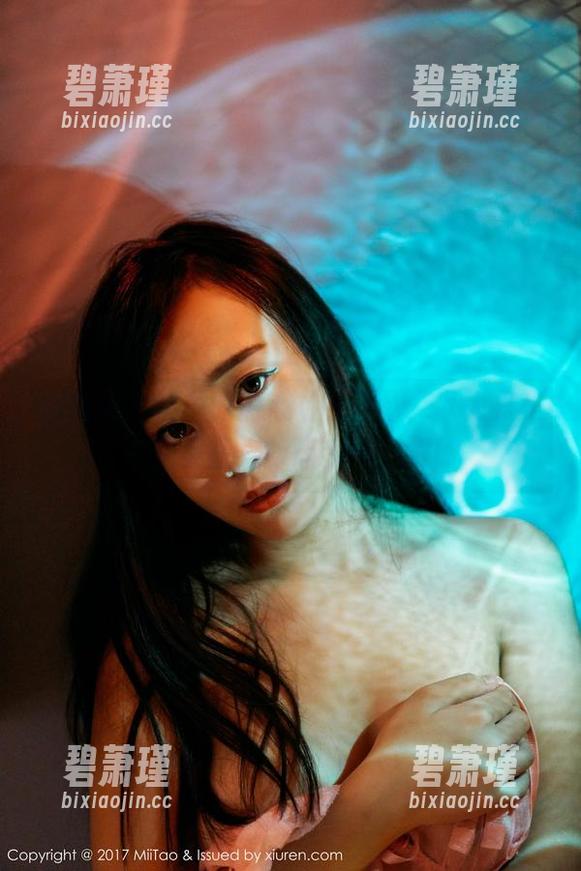 蜜桃社 - 伊琳的甜心《在线》,以为只是一张美图,却让我开了眼! 蜜桃社 - 伊琳的甜心《在线》,以为只是一张美图,却让我开了眼!