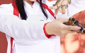 蜜桃社 – 图包新鲜出炉！韩贝贝的美腿，貌似有无敌特效？