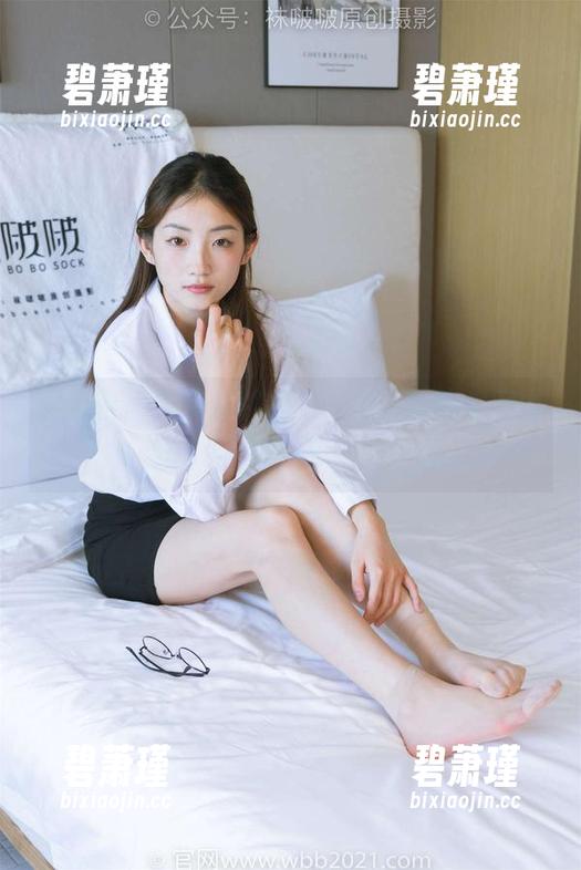 袜啵啵 - 脚尖微加固的奶油，带你看薄肉丝的另一面，附照片一张