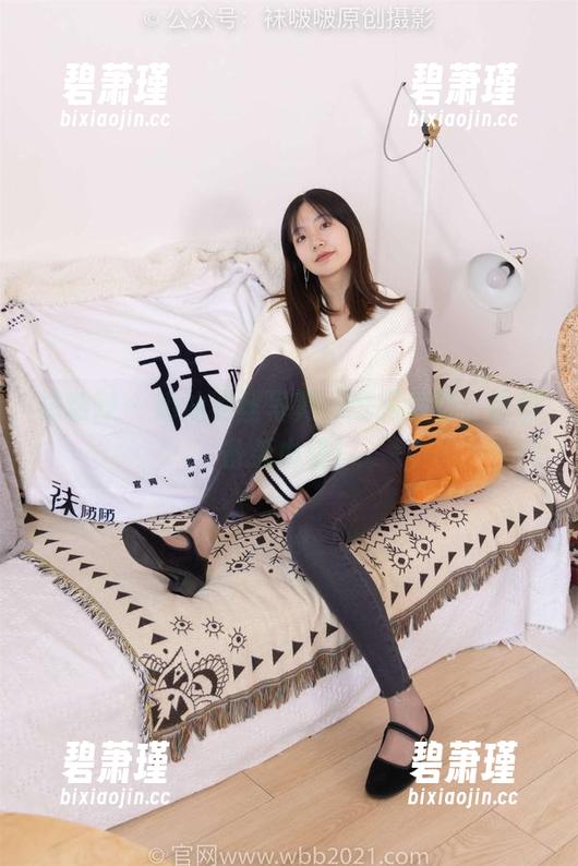 袜啵啵 - 奶油黑丝写真，进网盘前，请自备纸巾哦！