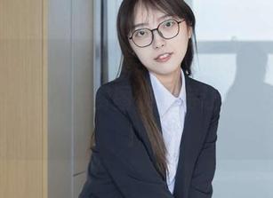 袜啵啵 – 白衬衫闪耀全场，稚予幸福地311会买买买，免费图集看完让你心满意足！