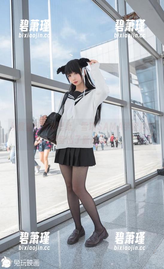 从教室到高清壁纸，雪琪SAMA学姐把校服穿出了新高度！