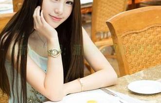 青豆客 – 刷新你的视界：潇同学体操服写真集又来了！