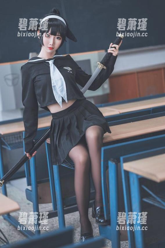 写真新风尚:面饼仙儿化身斯卡哈女仆,私拍有点儿意思呢 写真新风尚:面饼仙儿化身斯卡哈女仆,私拍有点儿意思呢